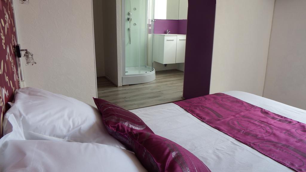 בנרס-דה-ביגור Hotel Le Bearn מראה חיצוני תמונה