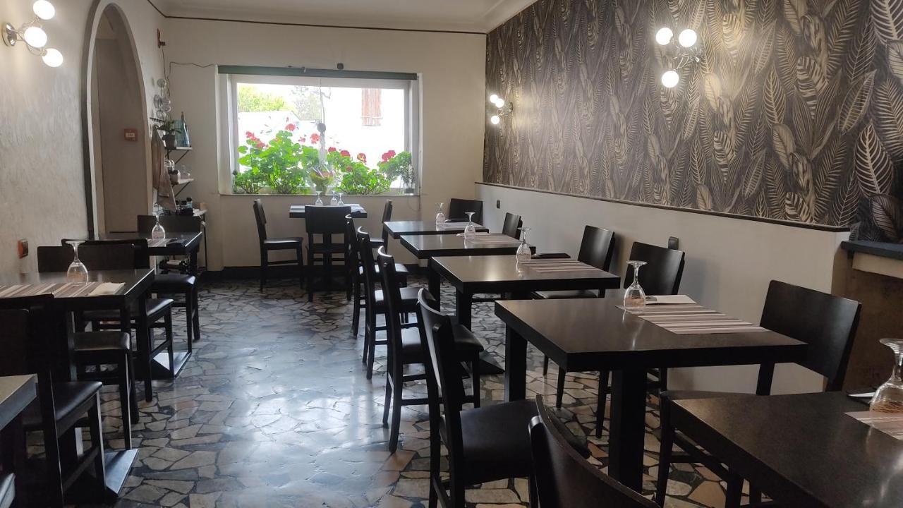 בנרס-דה-ביגור Hotel Le Bearn מראה חיצוני תמונה