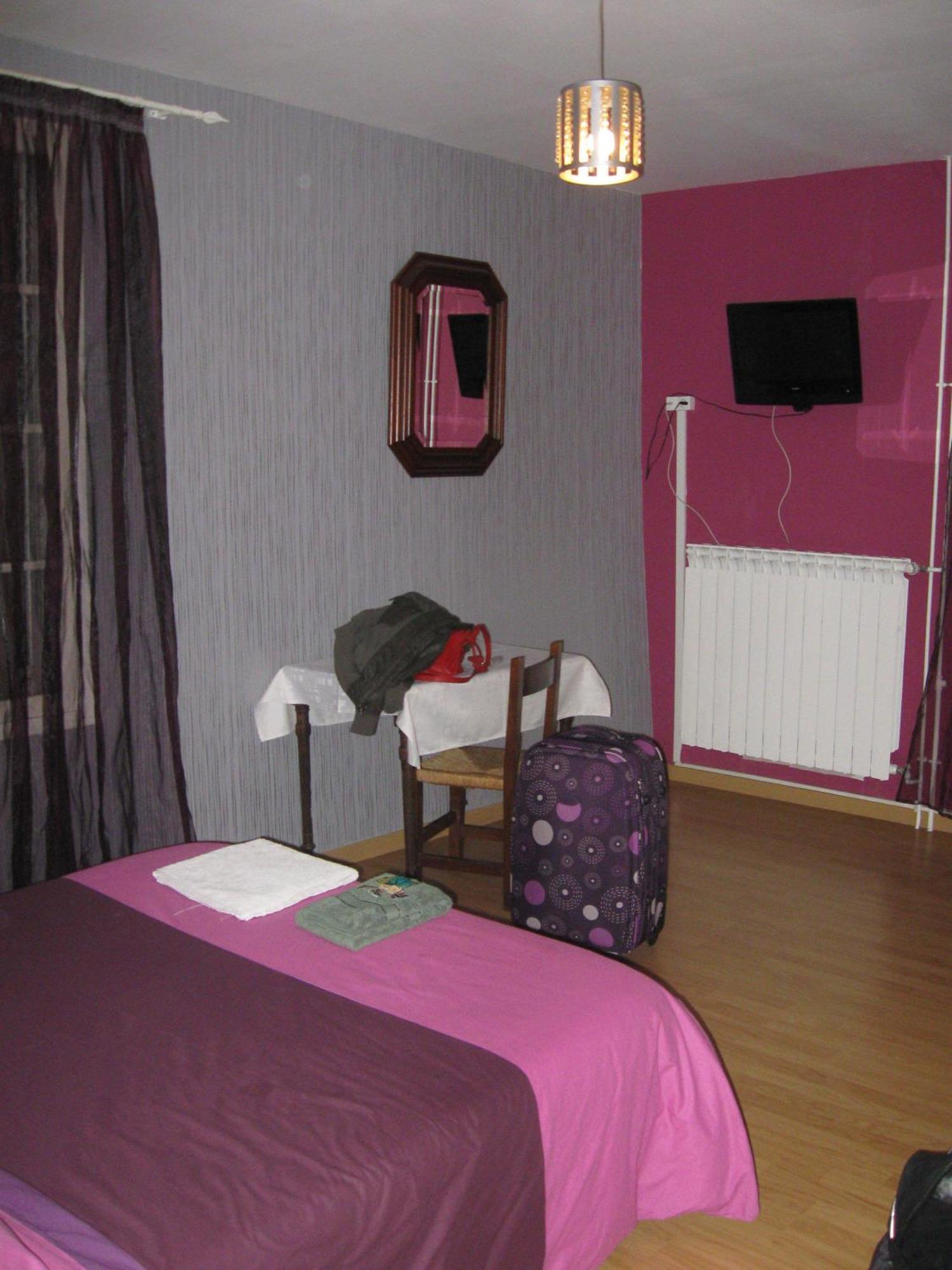 בנרס-דה-ביגור Hotel Le Bearn מראה חיצוני תמונה