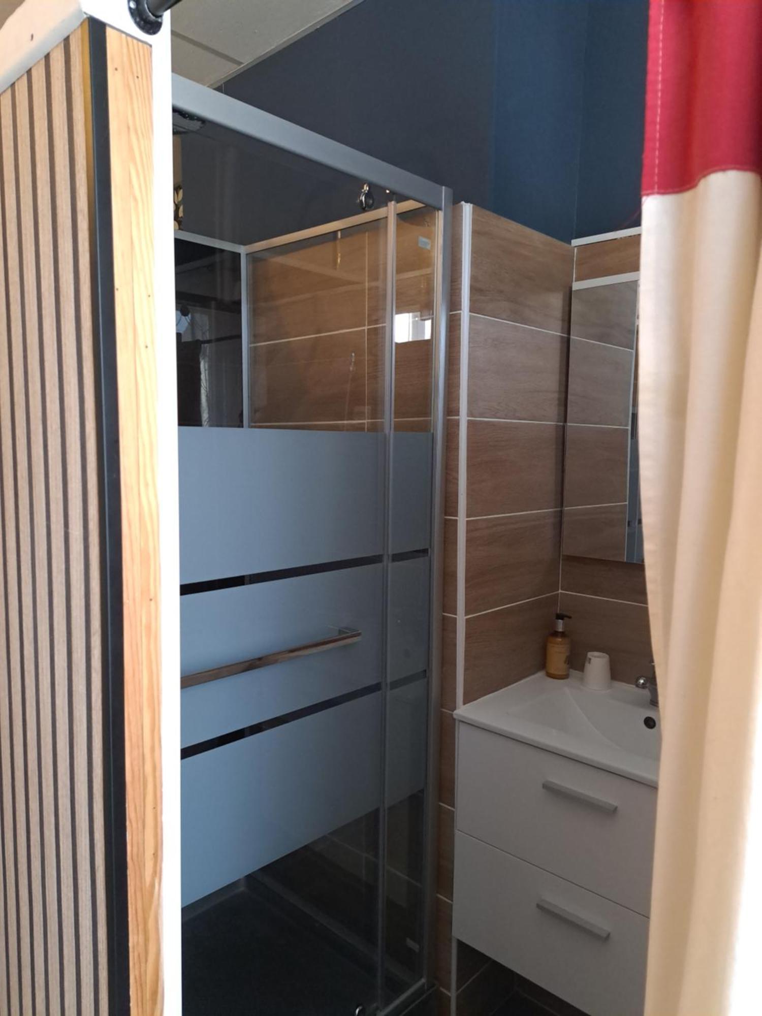 בנרס-דה-ביגור Hotel Le Bearn מראה חיצוני תמונה
